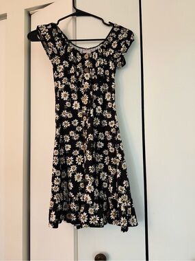 No Boundaries Black Daisy-Print Mini Dress